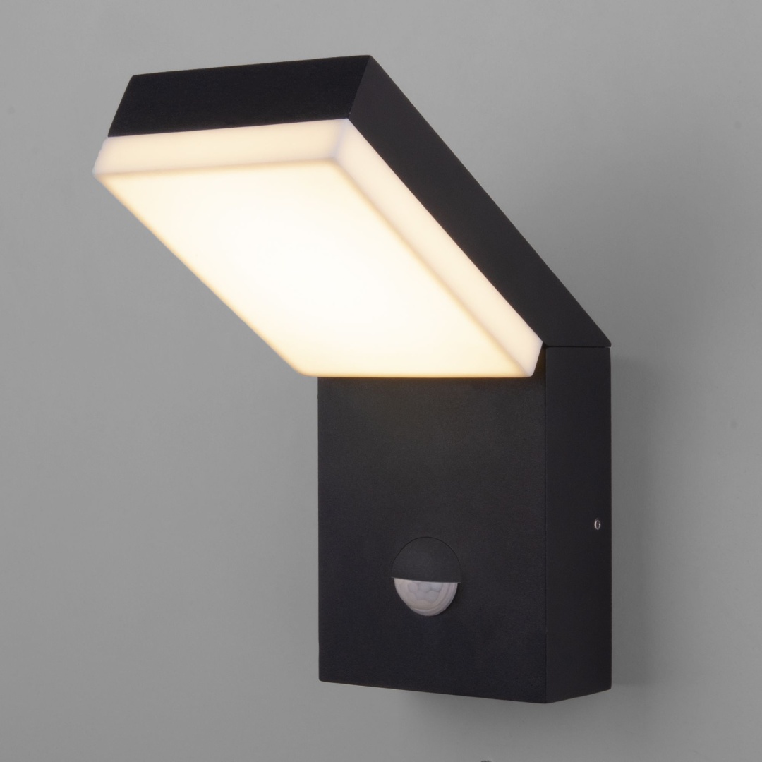 Уличный настенный светодиодный светильник Sensor IP54 с датчиком движения 1541 TECHNO LED черный в строительном магазине