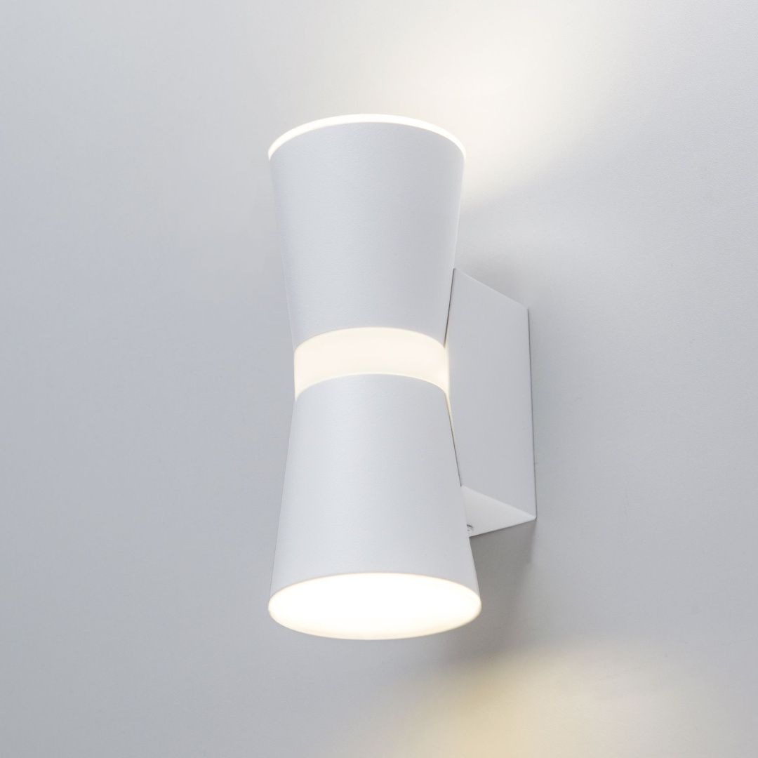 Настенный светодиодный светильник Viare LED белый Viare LED белый (MRL LED 1003) в строительном магазине
