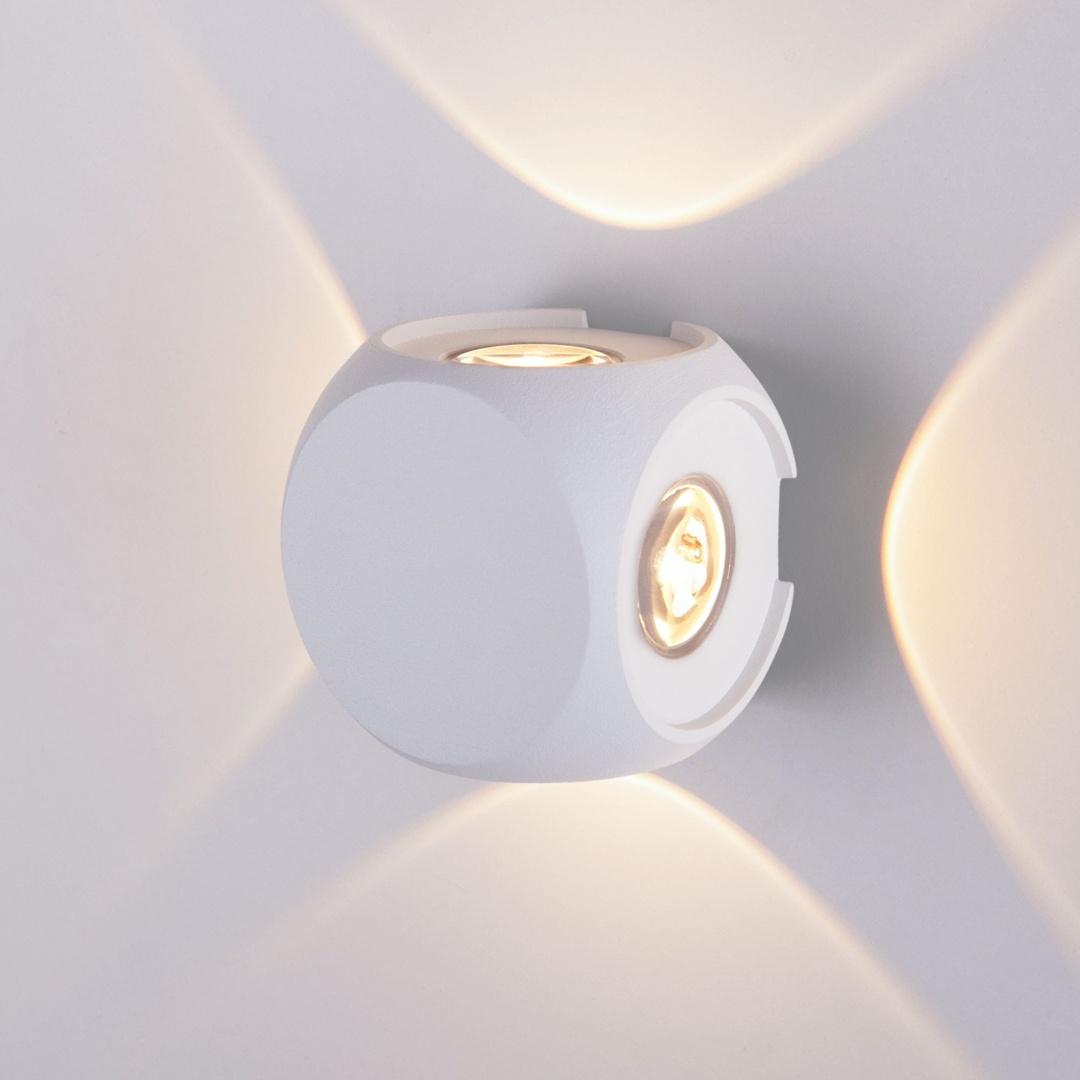 Пылевлагозащи<wbr>щенный светодиодный светильник CUBE белый IP54 1504 TECHNO LED в строительном магазине