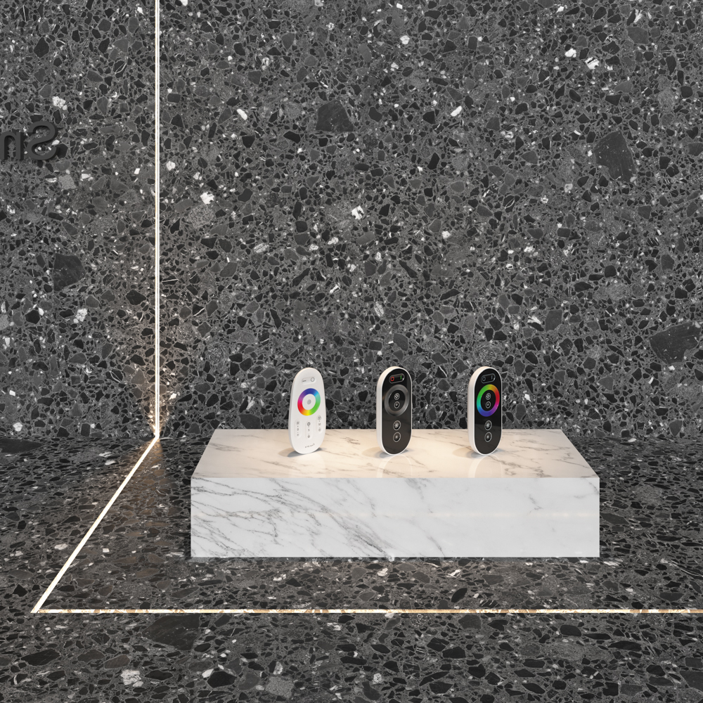 Контроллер Lighting control CLM003 в строительном магазине