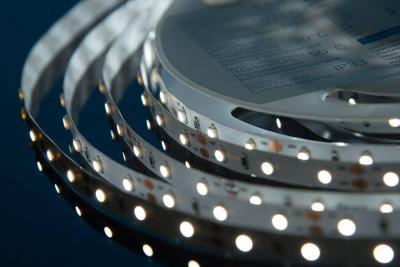 Светодиодная влагозащищенная лента DesignLed 4,8W/m 60LED/m 3528SMD холодный белый 5M 000524 в строительном магазине