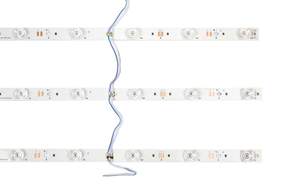 Светодиодная лента SWG 14,4W/m 12LED/m 2835SMD холодный белый 0,96M 007273 в строительном магазине