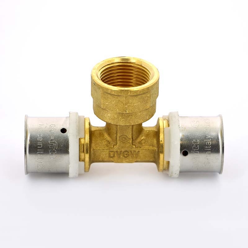 Тройник пресс-В UNI-FITT 26х3/4“х26 в строительном магазине