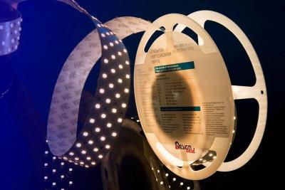 Светодиодная влагозащищенная лента DesignLed 26W/m 280LED/m 2835SMD теплый белый 2,5M 000533 в строительном магазине