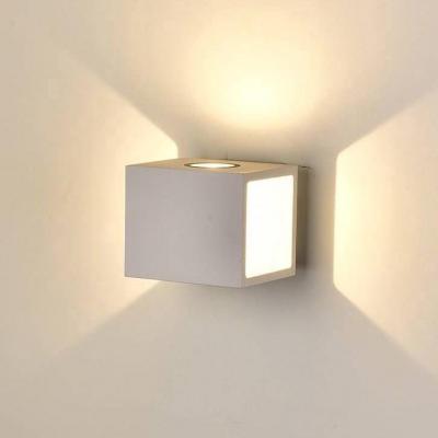 Уличный настенный светодиодный светильник DesignLed JY Kub LWA0100A-WH-WW 002796 в строительном магазине