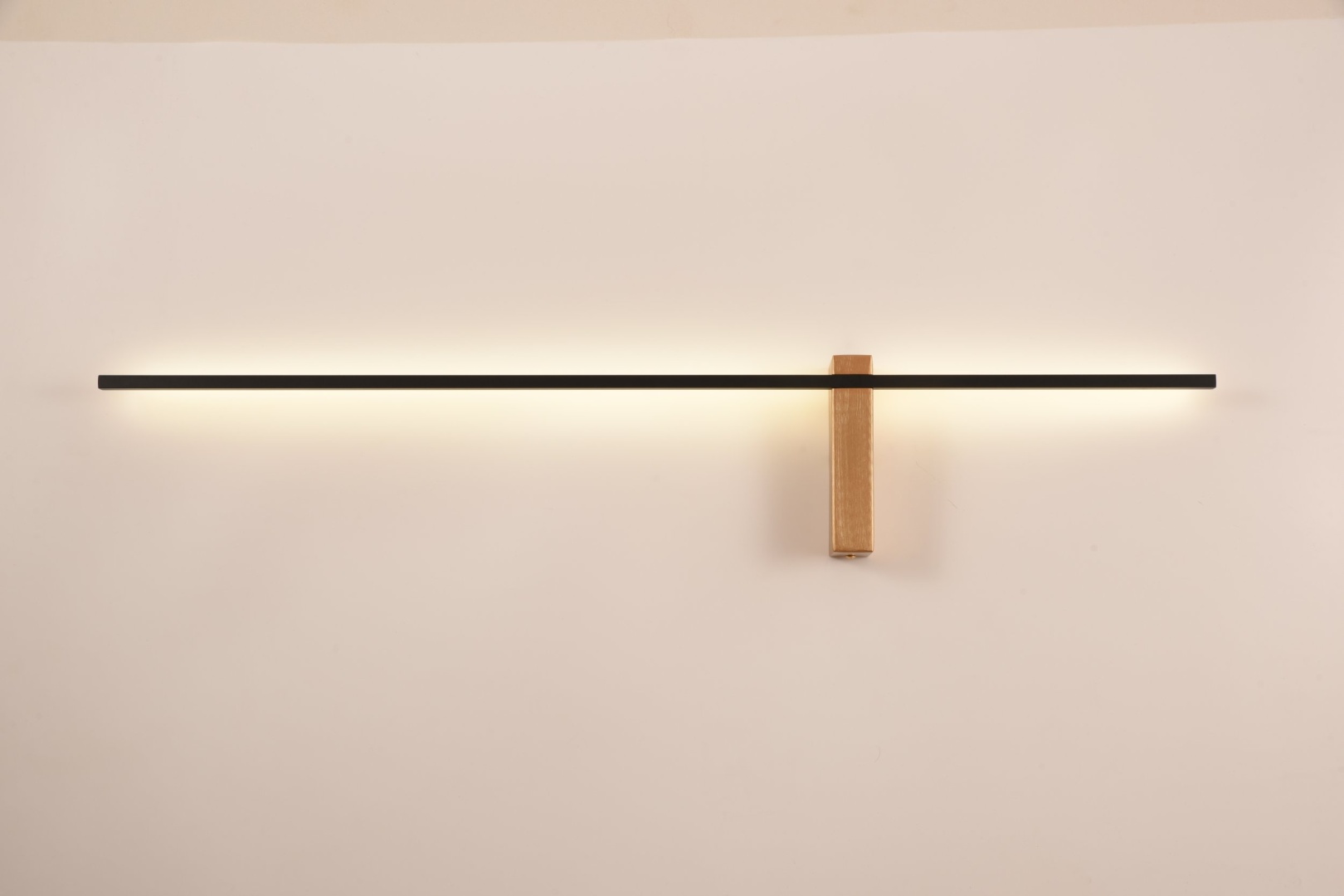 Декоративная подсветка Arte Lamp PHOENIX A2025AP-1PB в строительном магазине