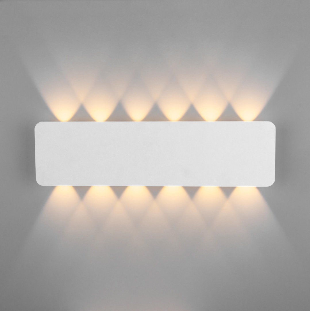 Настенный светодиодный светильник Angle LED 40139/1 LED в строительном магазине