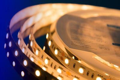 Светодиодная влагозащищенная лента DesignLed 14,4W/m 60LED/m 5050SMD теплый белый 5M 000516 в строительном магазине