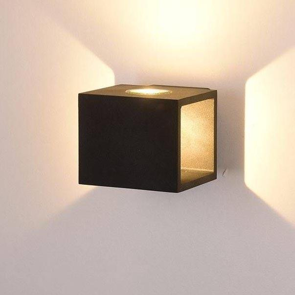 Уличный настенный светодиодный светильник DesignLed JY Kub LWA0100A-BL-WW 002795 в строительном магазине