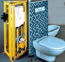 Рама углового унитаза похожа на призму Угловой унитаз